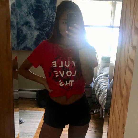 American Eagle Soft & Sexy Tee - Picture 3 of 5